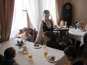 17.02.2012 Lekcja savoir vivre w restauracji w Poraju