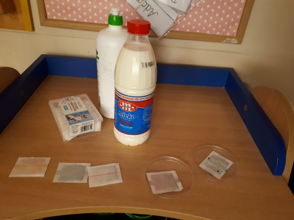 Wirujące mleko - Eksperyment 